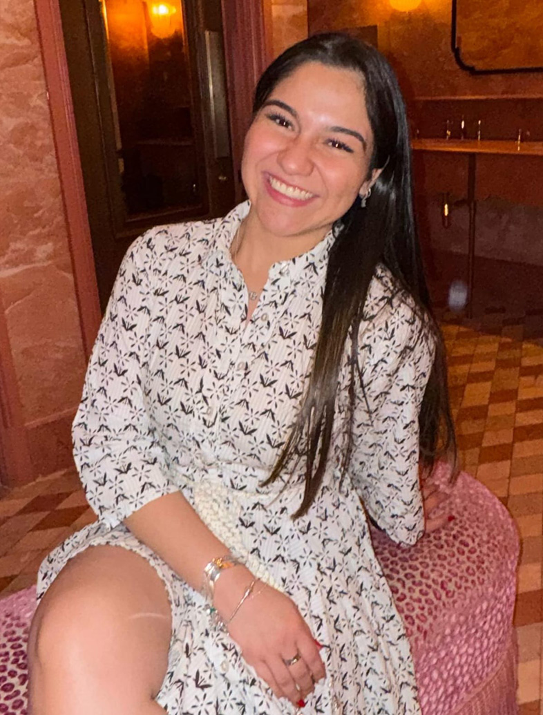 Kelly Flores
